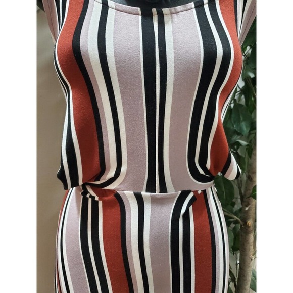 Torrid Women Multicolor Rayon Round Neck Sleeveless Knee Length Dress Small - Picture 3 of 13